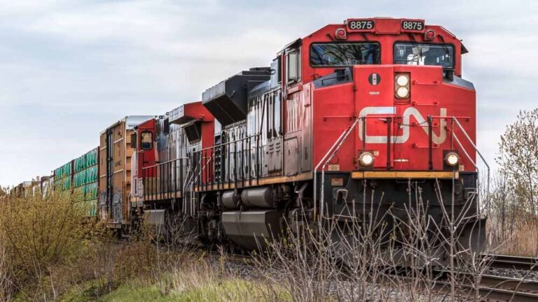 CN Acquisition of IANR Shortline in Iowa Will Help the Region